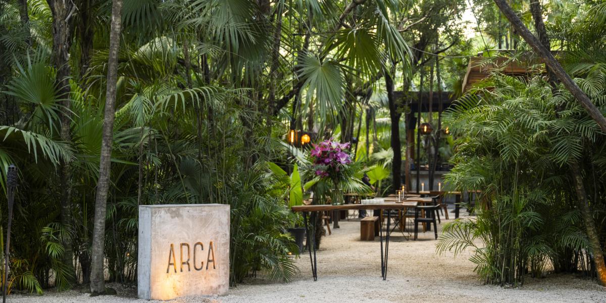 Arca Tulum : José Luis Hinostroza