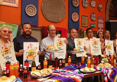 Alista-tu-estomago-llega-la-Feria-de-la-Cemita-Poblana