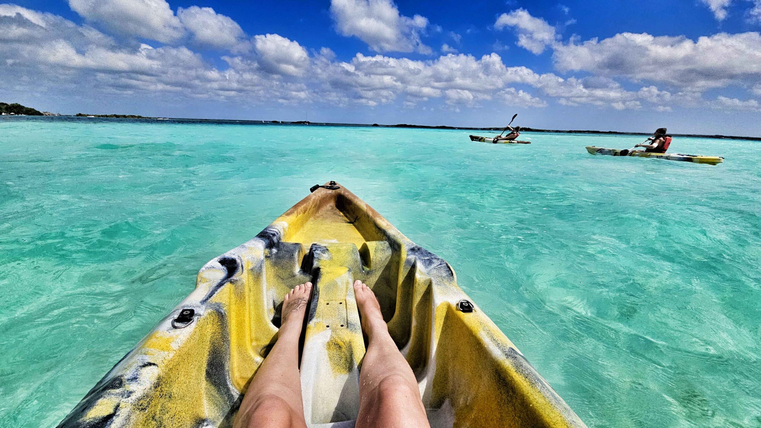 Viajes a Bacalar: Guía de Atractivos en la Laguna de los 7 Colores