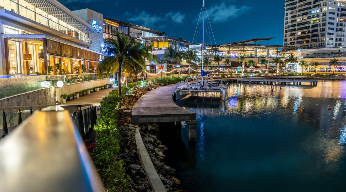 Marina Puerto Cancún