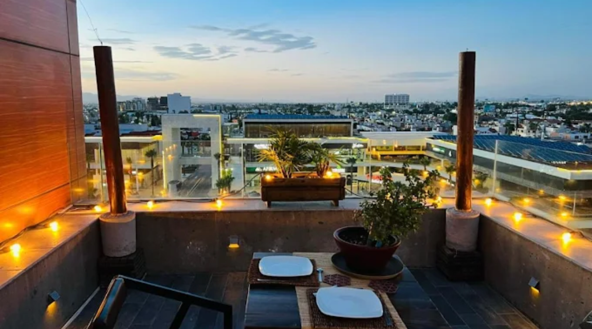 Zújmú Business Boutique Hotel