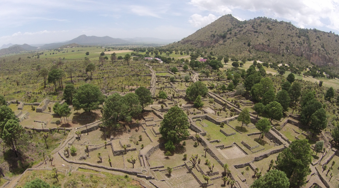 Zona Arqueológica de Cantona