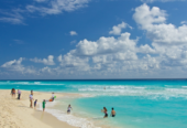 Playa Delfines