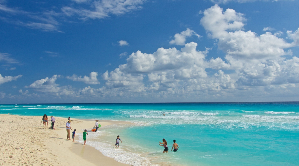 Playa Delfines