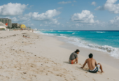 Playa Delfines
