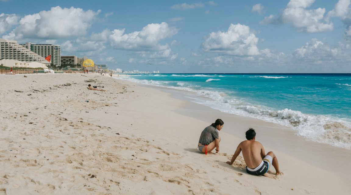 Playa Delfines