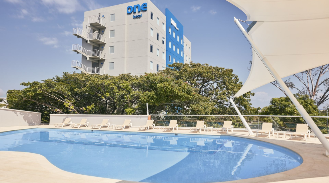 One Acapulco Diamante