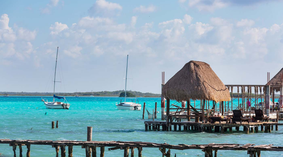 Viajes a Bacalar: Guía de Atractivos en la Laguna de los 7 Colores