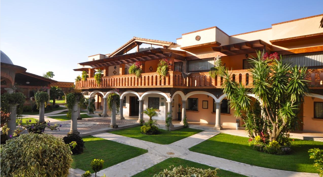 Hotel “La Buena Vibra”